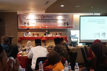 Pemisahan pemilu nasional dan lokal jadi fokus diskusi Bawaslu Dumai