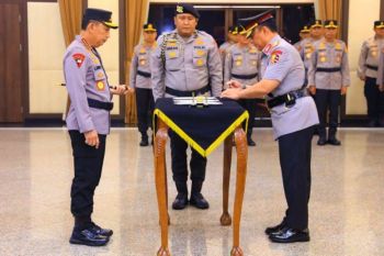 Kapolri melantik Komjen Dedi Prasetyo jadi Wakapolri