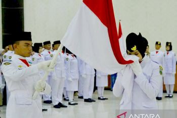 Wako Padang Panjang kukuhkan Paskibraka 2025