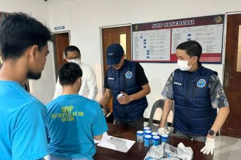 Rutan Batam tes urine puluhan warga binaan cegah narkoba