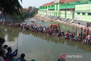 Hipmi Surakarta serukan kepedulian lingkungan melalui acara mancing dengan masyarakat