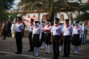 "Merdeka" belajar tanpa membebani keluarga
