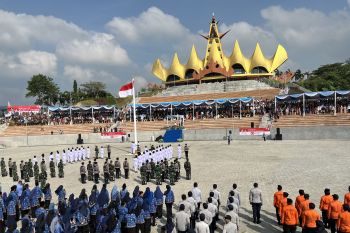 Pemkab Lamsel upacara HUT RI di titik nol Sumatera dari Jawa