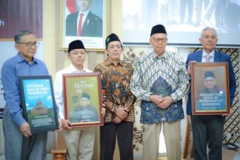 Ketua BPH UMS luncurkan tiga buku tentang membangun sekolah