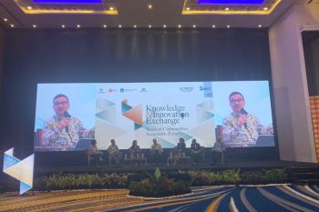 Peneliti perubahan iklim dari KONEKSI roadshow di Makassar
