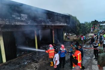 Kebakaran ruko terjadi di Desa Sipatuhu OKU Selatan