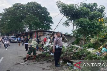 Polres Karawang tangani kecelakaan lalu lintas yang akibatkan seorang  tewas