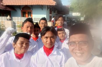 Sekolah Bertumbuh di Jalan Sunyi