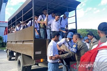 Disdikbud Sultra gandeng Satpol PP patroli cegah tawuran pelajar di Kendari