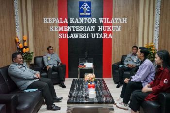 Unsrat dan Kemenkum Sulut jalin kemitraan di bidang pendidikan hukum