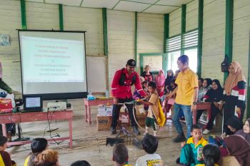 PT Bumi Andalas Permai berikan edukasi bahaya karhutla ke siswa SD Filial Sungai Kong Kabupaten OKI
