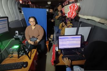 Polrestabes Surabaya buka layanan perpanjangan SIM malam di Taman Bungkul