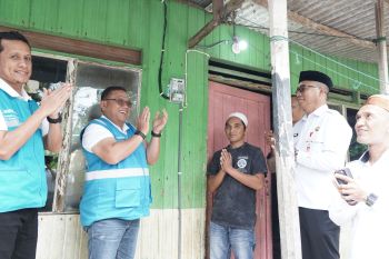PLN Kalselteng wujudkan pasang baru listrik bagi 80 Keluarga Prasejahtera lewat program LUTD