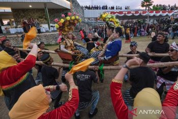 Festival Wowine Wakatobi angkat ketangguhan perempuan maritim