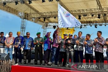 Pemkab Kotabaru gelar pawai budaya Saijaan 2025