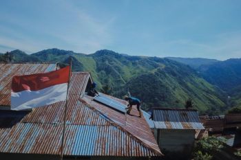 SuperSUN PLN, kado istimewa HUT RI di Kecamatan Seko Sulsel