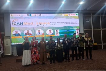 Undana dan universitas luar negeri bahas ilmu kedokteran hewan dan manusia