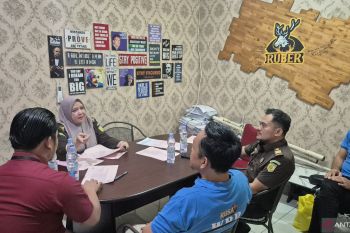 Kejati Riau terima barang bukti dugaan tipikor Pelabuhan Sagu-Sagu Lukit tahap V