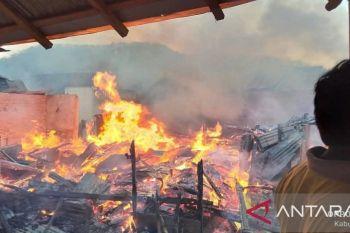 Sembilan rumah di Ntonggu Bima hangus terbakar