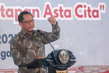 Indonesian minister urges officials to avoid flaunting wealth