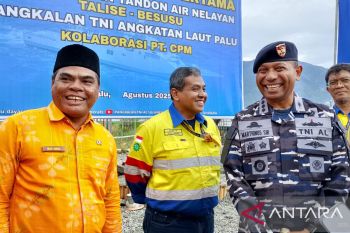 TNI AL dan CPM kolaborasi berdayakan nelayan di Pantai Talise