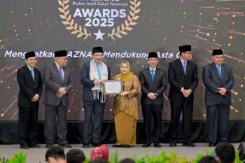 Bupati Kasmarni raih BAZNAS award 2025 untuk kedua kalinya