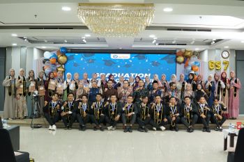YBM BRILiaN Region 5 Bandar Lampung gelar Graduation Ceremony Bright Scholarship Batch 7
