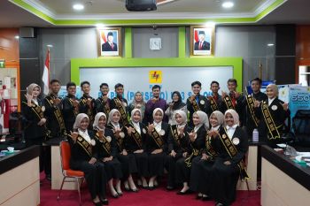 PLN UP3 Solok Gandeng Finalis Uda-Uni Jadi Duta PLN Mobile 2025, Semarakkan Hari Pelanggan Nasional