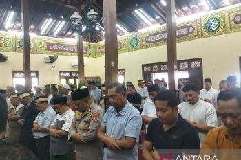 Polresta Tangerang gelar shalat gaib untuk Affan Kurniawan