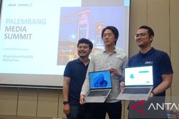 ASUS perkenalkan rangkaian expertbook series di Sumatera Selatan