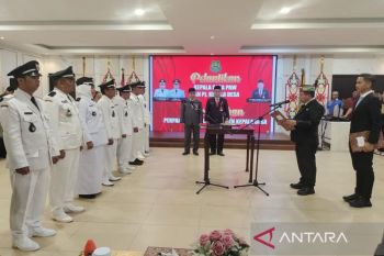 Bupati Kapuas lantik dan kukuhkan sejumlah kepala desa