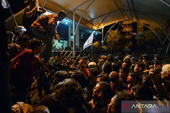 Unjuk rasa di Sumbar berakhir kondusif usai ditemui Kapolda