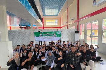 Pegadaian Mengajar Area Tarakan: Pegadaian Hadirkan Literasi Keuangan hingga Pelabuhan dan Sekolah