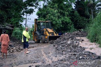 BMKG: Waspada potensi hujan lebat di Sumbagsel dipicu bibit siklon 93S