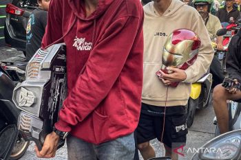 Warga kembalikan 32 barang milik Sahroni yang dijarah, salahsatunya sertifikat tanah