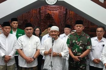 Gubernur Jateng  pastikan tak ada layanan publik terganggu