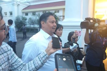 Airlangga klarifikasi isu pengunduran diri Sri Mulyani