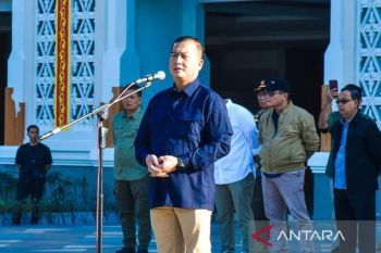 Gubernur Iqbal ajak ASN Pemprov NTB redam keresahan warga
