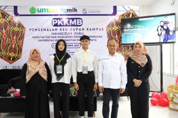 Mahasiaswa angkatan pertama FGMIK UMPR ikuti program PKKMB