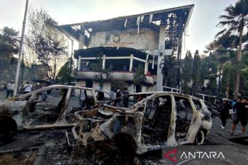 Kerugian akibat pembakaran Kantor DPRD Makassar Rp253,4 miliar