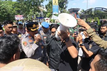 Polisi gelar patroli skala besar di Lombok Tengah jaga kondusifitas