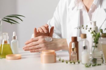 Hati-Hati! Cara Pakai Produk Perawatan yang Salah Bisa Merusak Kulit