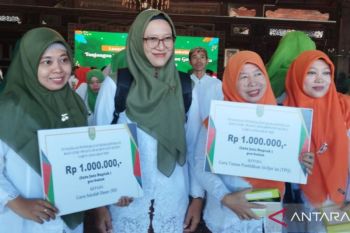 Pemkab Kudus  gandeng perguruan tinggi verifikasi guru penerima HKGS