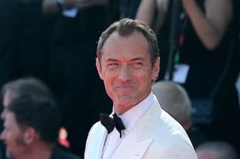 Jude Law Mantap Jadi Putin di Film 'The Wizard of the Kremlin'