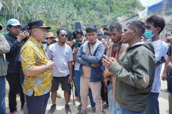 Bupati Morowali fasilitasi dialog warga Nambo dan Unsongo dan perusahaan