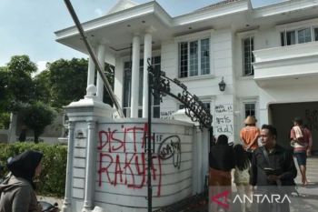 Polisi tangkap terduga provokator penjarahan di rumah Uya Kuya