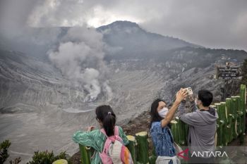 Jalan-jalan sendirian juga bisa menyenangkan, simak kiatnya