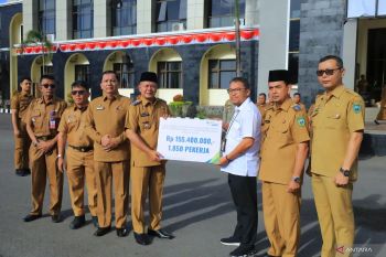 Pemkab Pasaman terima dana Rp155,4 juta program JKK-JKM pekerja sawit