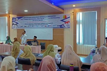 Pemko Solok Gandeng Balai Bahasa Sumbar Gelar Penyuluhan Bahasa Indonesia Bagi Aparatur