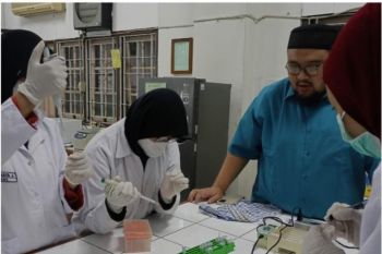 Riset PKM-RE UMS teliti potensi minyak biji alpukat sebagai nanocarrier DNA pada sel kanker payudara